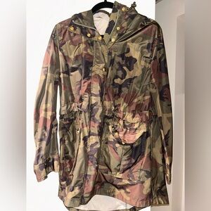 J. Crew Camo perfect rain jacket with hood